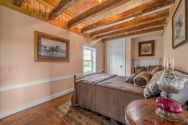 1378 Brentsville Road, Paris, KY 40361