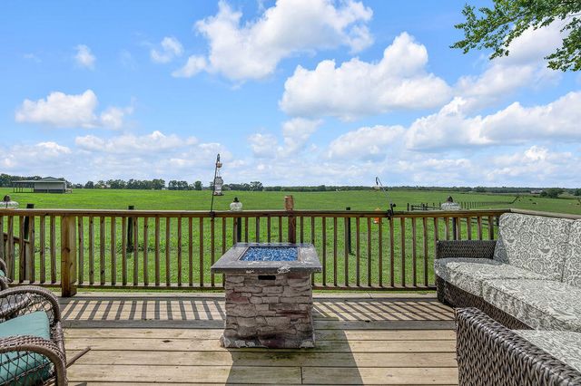 1378 Brentsville Road, Paris, KY 40361