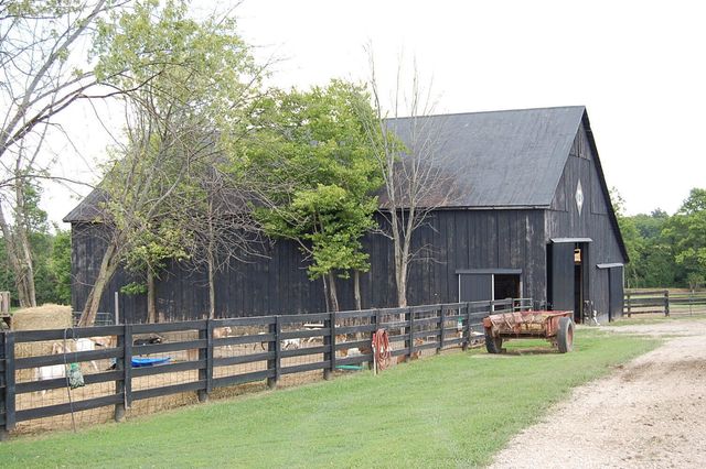 1378 Brentsville Road, Paris, KY 40361
