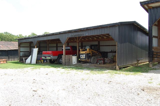 1378 Brentsville Road, Paris, KY 40361