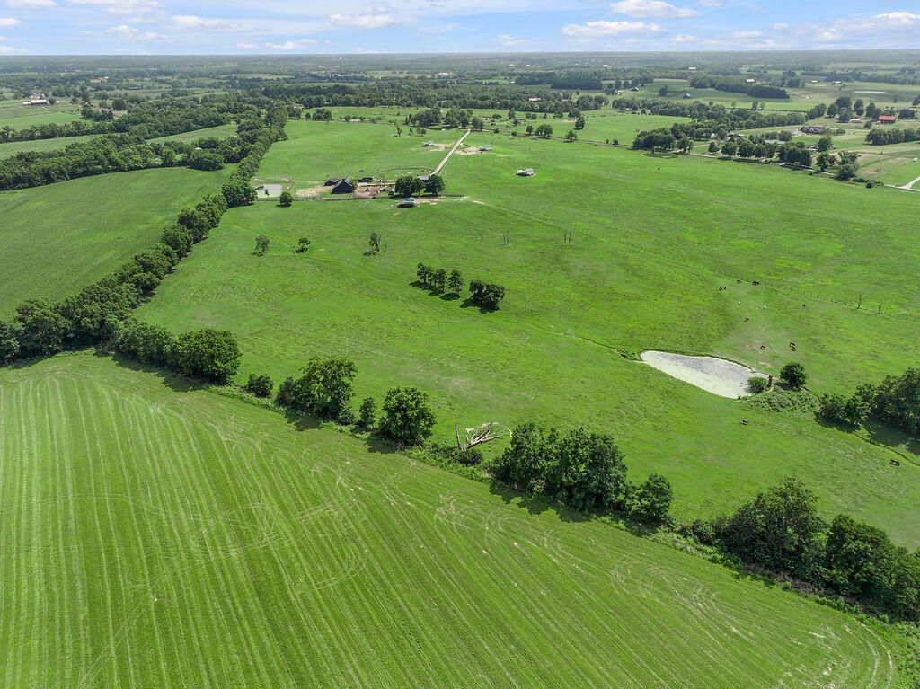 1378 Brentsville Road, Paris, KY 40361