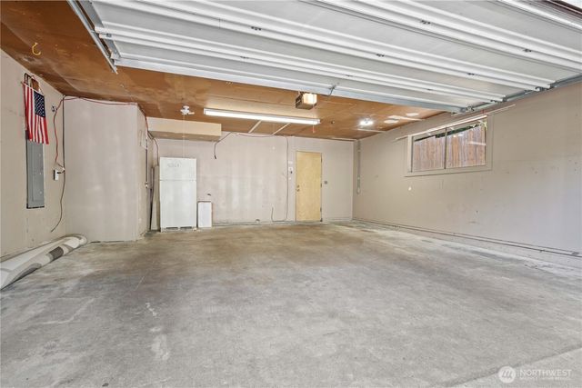 6712 53rd Street W, University Place, WA 98467