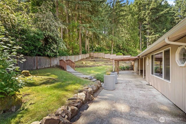 6712 53rd Street W, University Place, WA 98467