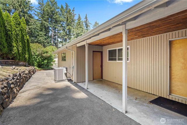 6712 53rd Street W, University Place, WA 98467