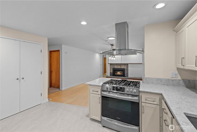 6712 53rd Street W, University Place, WA 98467