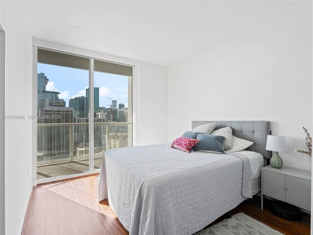 244 Biscayne Blvd 3105, Miami, FL 33132