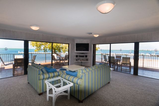 97652 Overseas Hwy Apt S11, Key Largo, FL 33037