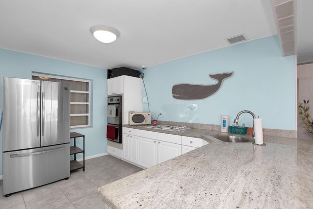 97652 Overseas Hwy Apt S11, Key Largo, FL 33037