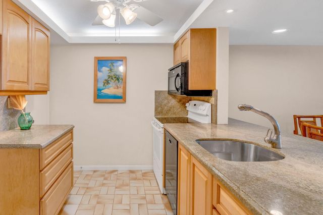 97652 Overseas Hwy Apt S11, Key Largo, FL 33037