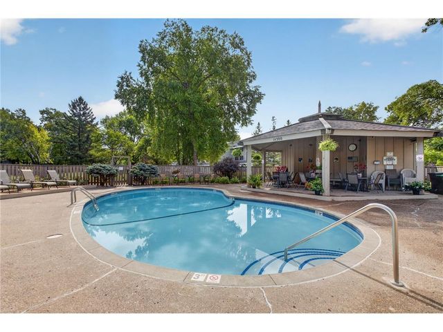 14411 Fairway Drive, Eden Prairie, MN 55344