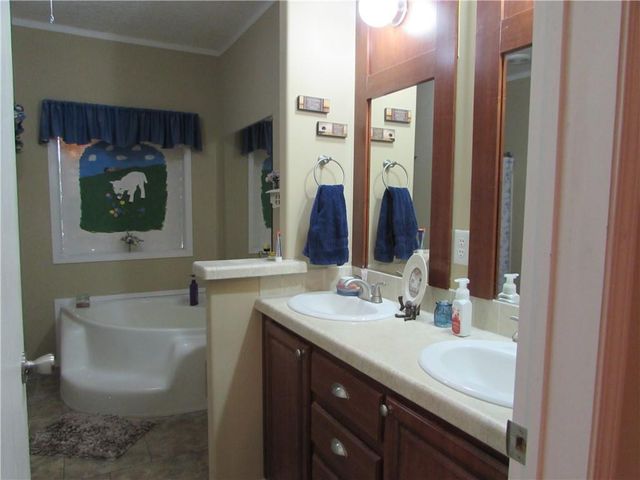 3239 Bob Bowen Road, Blackshear, GA 31516