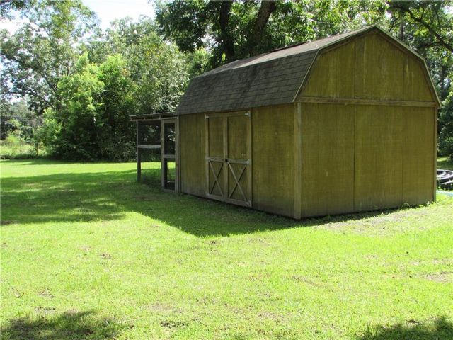 3239 Bob Bowen Road, Blackshear, GA 31516