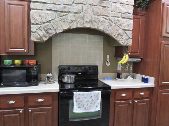 3239 Bob Bowen Road, Blackshear, GA 31516