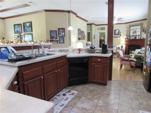 3239 Bob Bowen Road, Blackshear, GA 31516