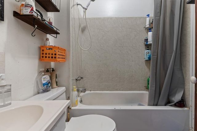 113 S Rust Avenue, Gentry, AR 72734