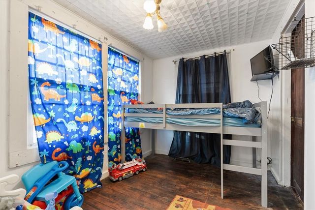 113 S Rust Avenue, Gentry, AR 72734