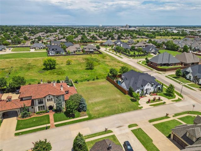 3805 Danfield Lane, Norman, OK 73072