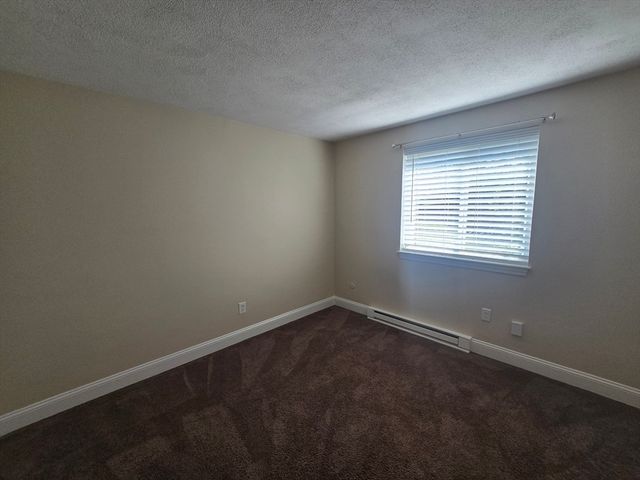 725 Broad St 4, Weymouth, MA 02189