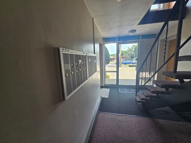 725 Broad St 4, Weymouth, MA 02189