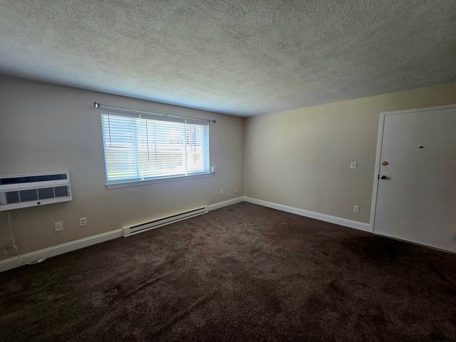 725 Broad St 4, Weymouth, MA 02189