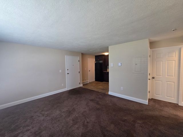 725 Broad St 4, Weymouth, MA 02189