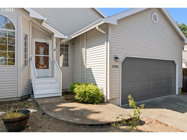 17264 Sw LOMA VISTA St, Beaverton, OR 97007