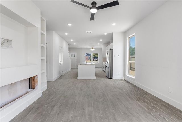5224 Anderson Street, Fort Worth, TX 76105
