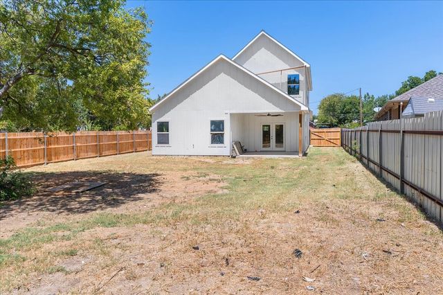 5224 Anderson Street, Fort Worth, TX 76105