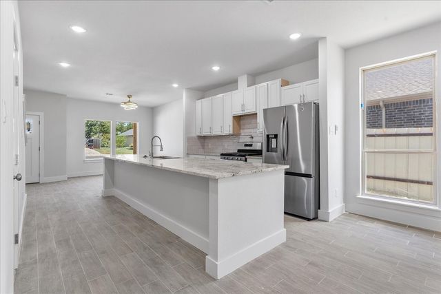 5224 Anderson Street, Fort Worth, TX 76105