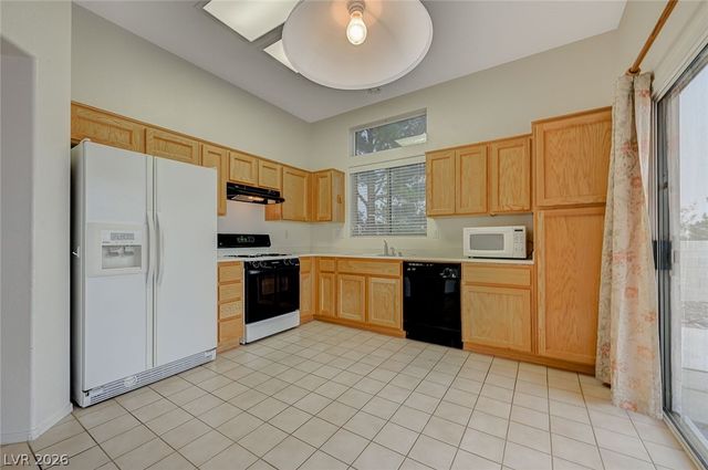 10501 City Clouds Court, Las Vegas, NV 89134