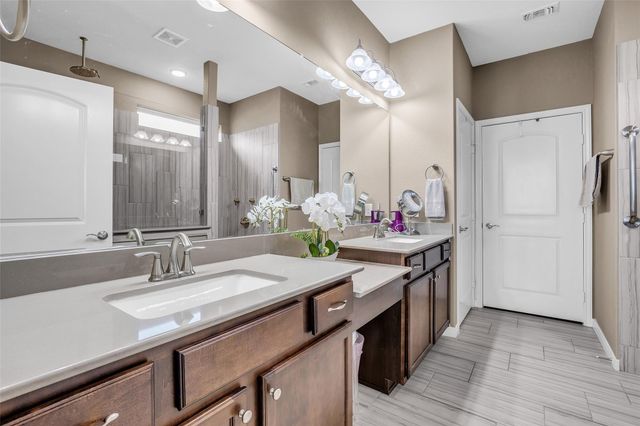 3423 Satin Leaf Lane, Richmond, TX 77469