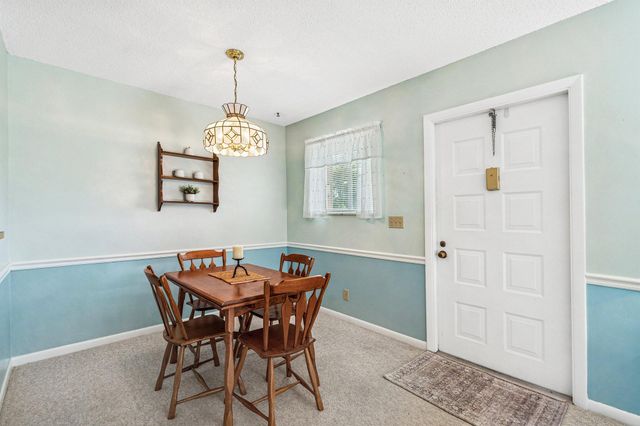 1805 Fairview Villas Drive 3, Palm Springs, FL 33406