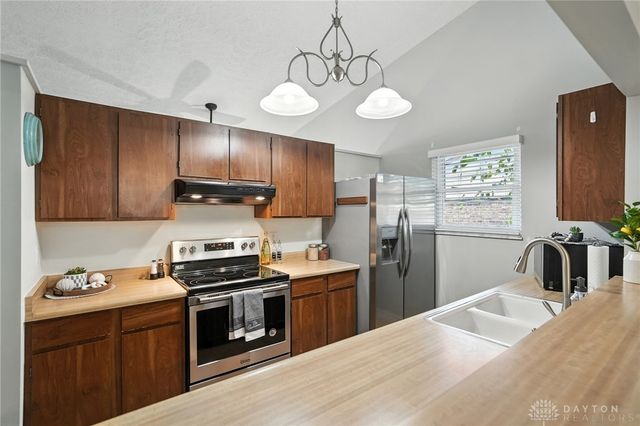 8436 Indian Mound Drive, Dayton, OH 45424