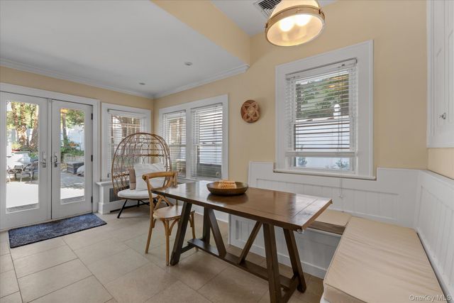 80 Skunks Misery Road, Locust Valley, NY 11560