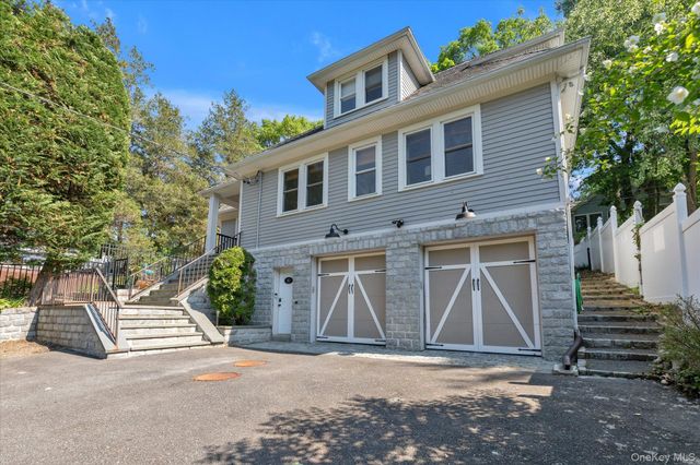 80 Skunks Misery Road, Locust Valley, NY 11560