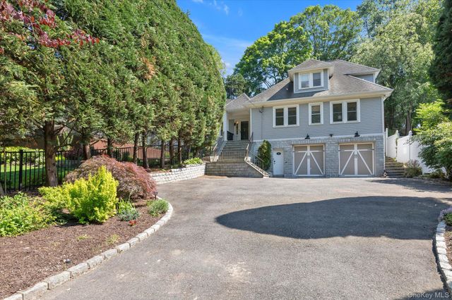 80 Skunks Misery Road, Locust Valley, NY 11560