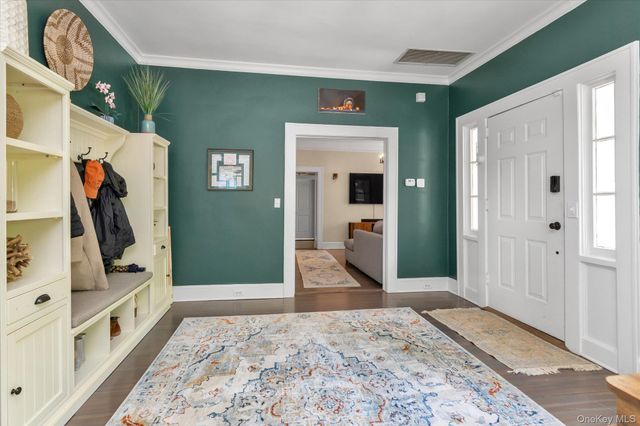 80 Skunks Misery Road, Locust Valley, NY 11560