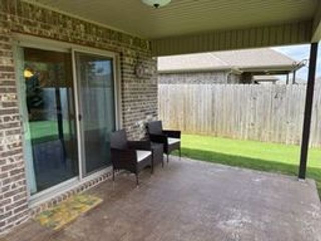 4678 W Croft Drive, Fayetteville, AR 72704