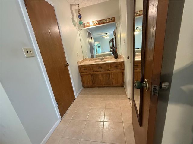 222 Schley Street, Richwood, TX 77531
