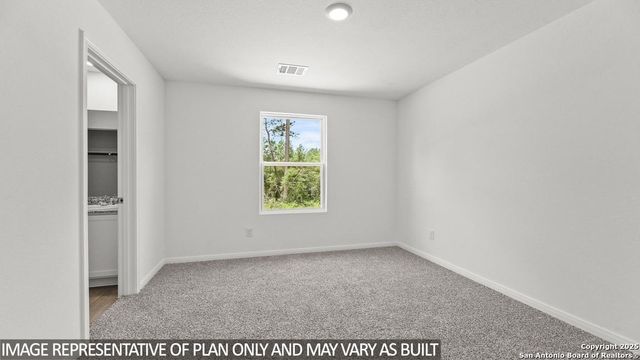 2033 Zephyr Lily, San Antonio, TX 78221
