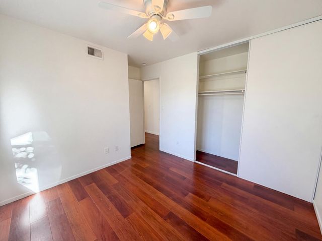 9648 Elmira Cir, Sacramento, CA 95827