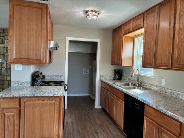 5066 E HIGHWAY 199, Springtown, TX 76082