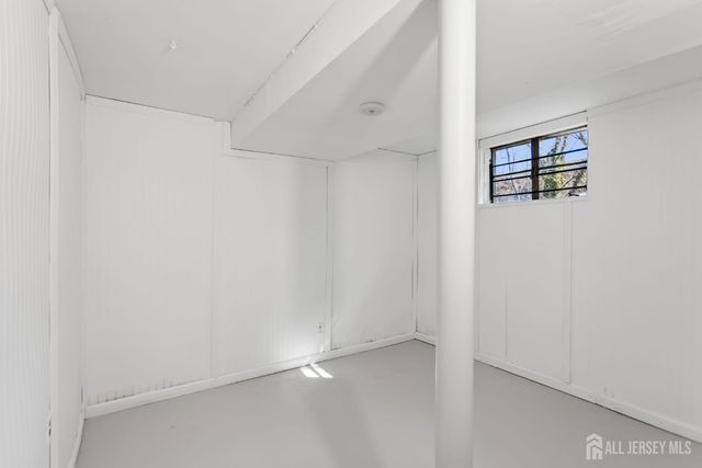 39 Gage Road, East Brunswick, NJ 08816