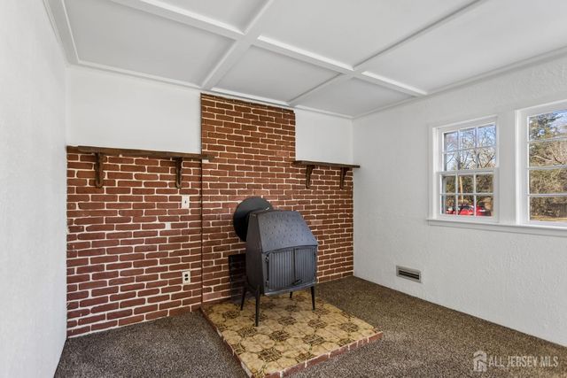 39 Gage Road, East Brunswick, NJ 08816