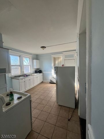 85 Montgomery Ave, Irvington Twp., NJ 07111