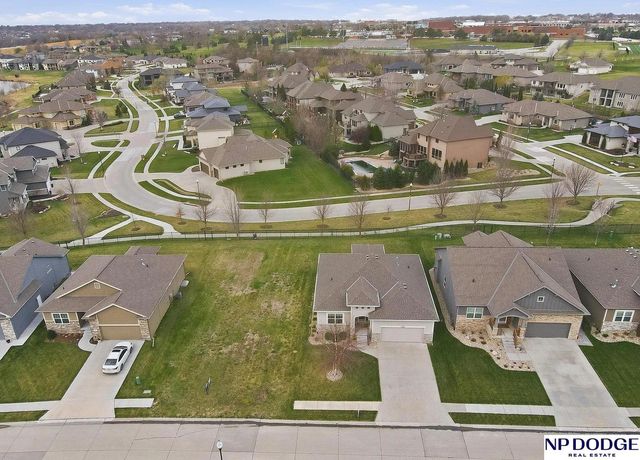 1430 N 194 Circle, Omaha, NE 68022