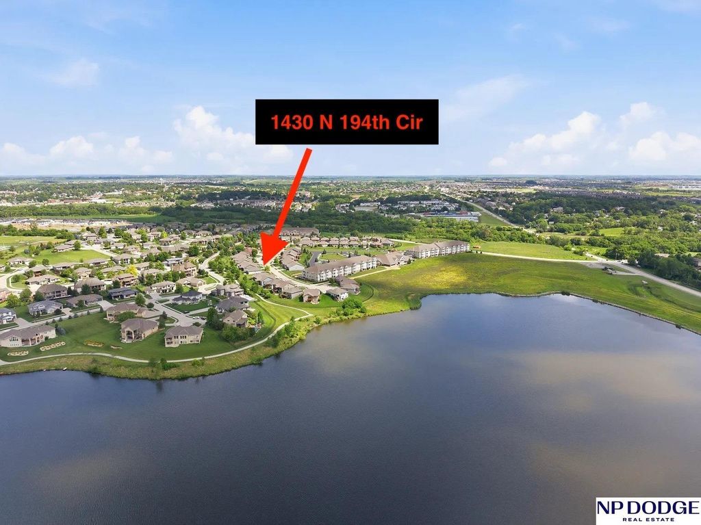 1430 N 194 Circle, Omaha, NE 68022