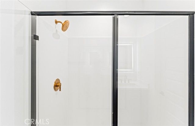 106 Kimberwick Court, Burbank, CA 91506