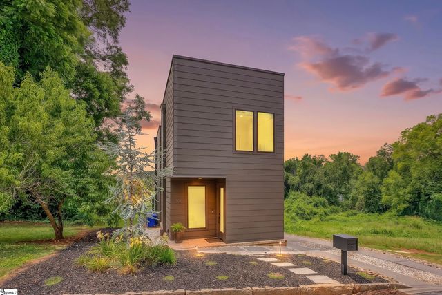 302 Hilly Street, Greenville, SC 29607