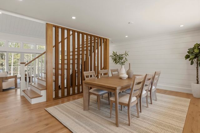 10 Dawson Way, Falmouth, MA 02536